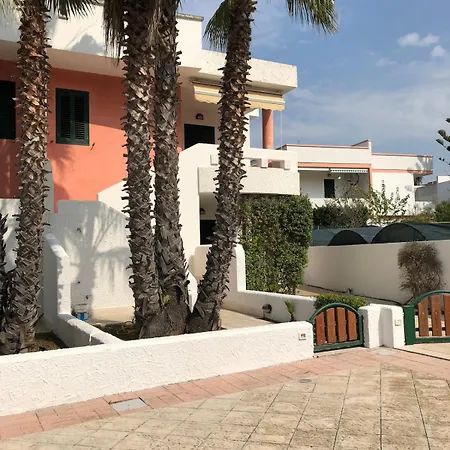 Oleandri - Baia بيت للعطل